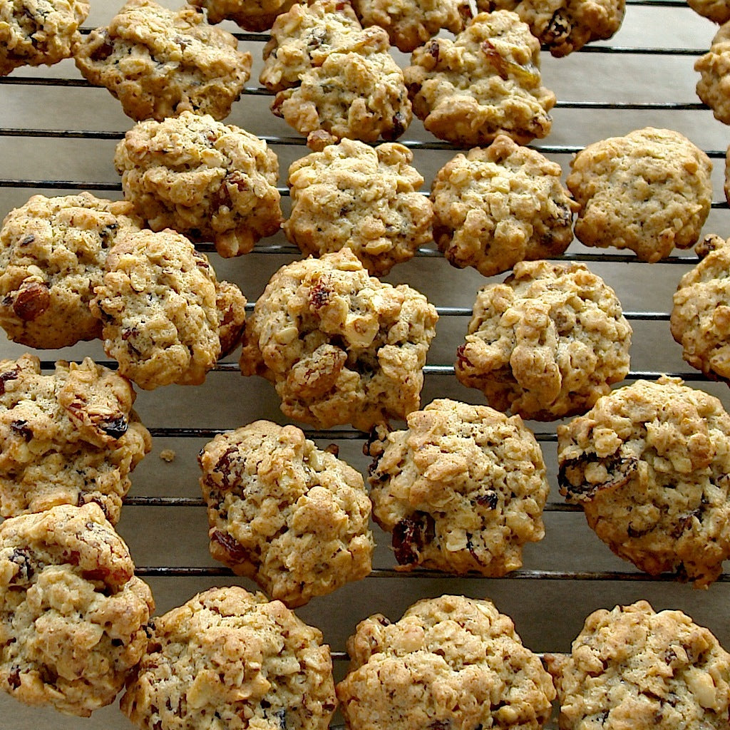 Fursecuri cu fulgi de ovaz si stafide - Oatmeal Raisin Cookies