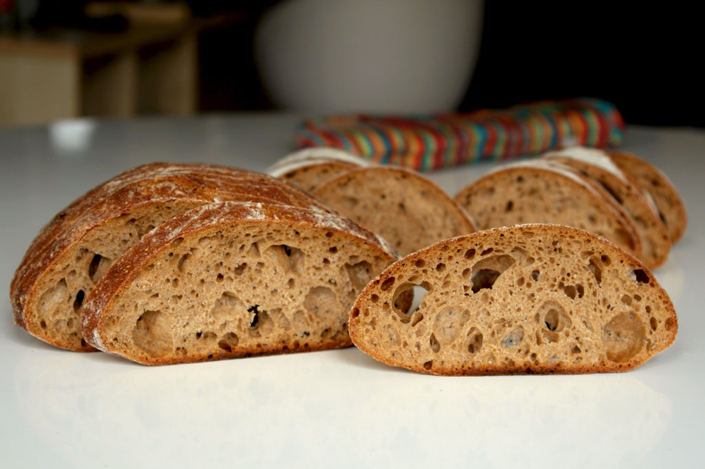 Paine cu faina de alac si secara - Rye-Einkorn Sourdough Bread