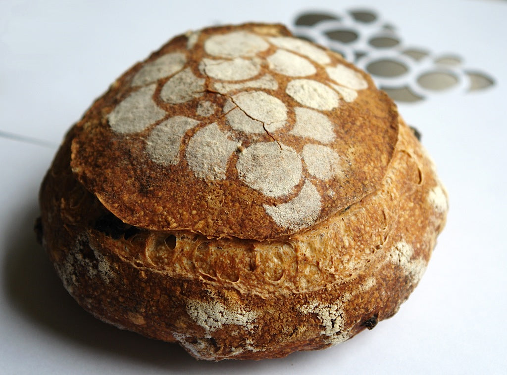 Paine cu stafide aurii - Golden Raisin Sourdough Bread